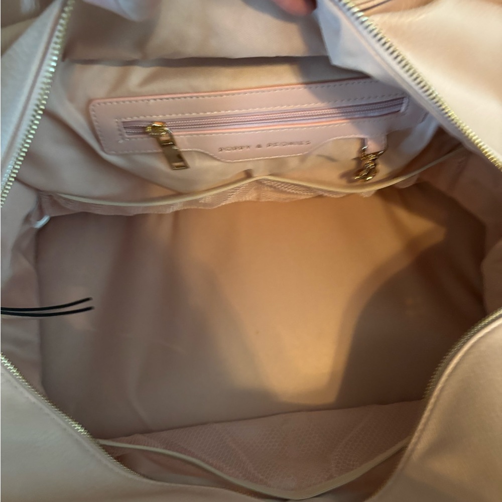 Poppy & Peonies Blush Voyager Bag - Picture 8 of 11